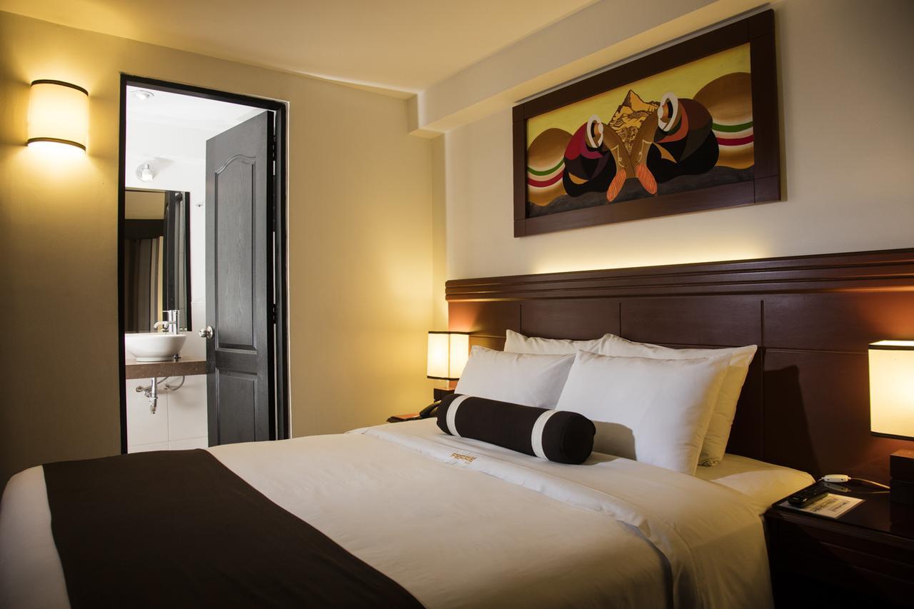 Hotel Ferre กุสโก ภายนอก รูปภาพ